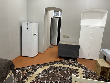 Сдаётся 1-комнатная квартира в старом фонде, 28 May, 35 м², 550 AZN/мес, фото 2 / 6