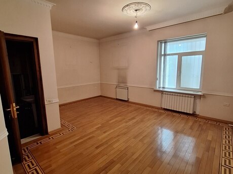 İçəri Şəhərdə 4 otaqlı yeni tikili mənzil satılır, 273 m², 850 000 AZN, şəkil 2 / 7