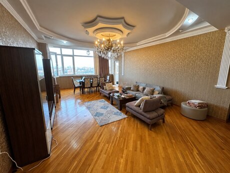 3 otaq · 125 m²