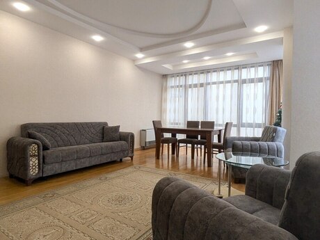 İçəri Şəhərdə 4 otaqlı yeni tikili mənzil kirayə verilir, 160 m², 2 000 AZN/ay, şəkil 4 / 12