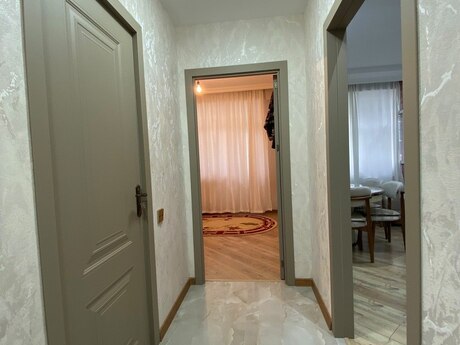 Qurtuluş 93 kompleksində 2 otaqlı yeni tikili mənzil satılır, 52 m², 82 000 AZN, şəkil 5 / 9