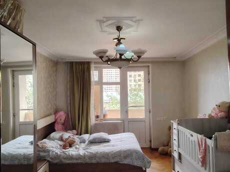 Elmlər Akademiyasında 3 otaqlı köhnə tikili mənzil satılır, 75 m², 216 000 AZN, şəkil 3 / 9