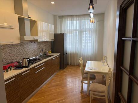 Сдаётся 2-комнатная квартира в новостройке, Elmlər Akademiyası, 92 м², 798 AZN/мес, фото 5 / 12