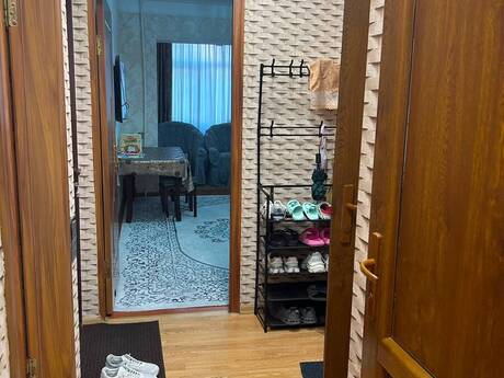 2-room old-build apartment for rent in Yeni Yasamal, 75 m², 650 AZN/mo, photo 3 / 8