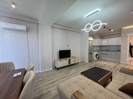 3-room new-build apartment for rent in Zümrüd Residence, 95 m², 1 400 AZN/mo, photo 4 / 9
