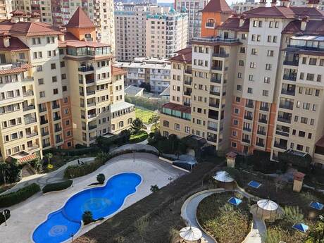 7-room new-build apartment for sale in Gənclik, 455 m², 2 050 000 AZN, photo 2 / 12