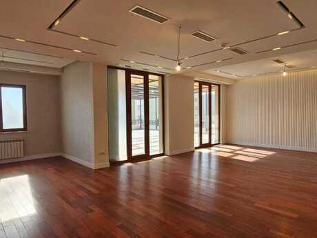 7-room new-build apartment for sale in Gənclik, 455 m², 2 050 000 AZN, photo 4 / 12