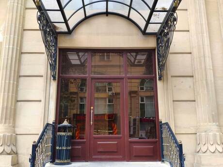 4-room new-build apartment for sale in 28 May, 248 m², 1 049 000 AZN, photo 2 / 10