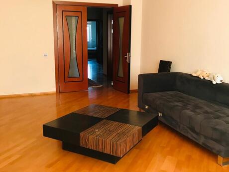 Şah İsmayıl Xətaidə 2 otaqlı yeni tikili mənzil satılır, 90 m², 315 000 AZN, şəkil 2 / 12