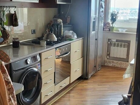 2-room new-build apartment for rent in Qara Qarayev, 90 m², 750 AZN/mo, photo 5 / 7