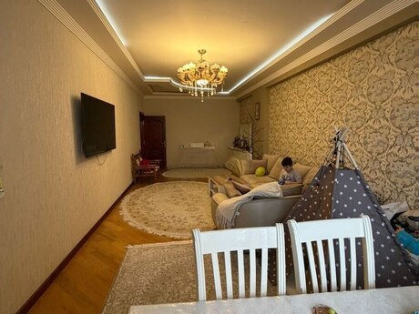 Продаётся 3-комнатная квартира в новостройке, Nəriman Nərimanov, 151 м², 467 000 AZN, фото 2 / 9