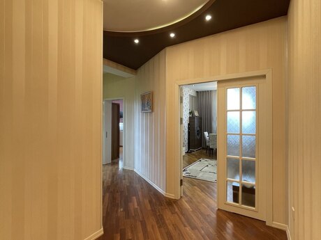 Продаётся 3-комнатная квартира в новостройке, Azadlıq Prospekti, 80 м², 240 000 AZN, фото 4 / 12
