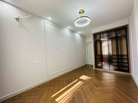 28 Mayda 3 otaqlı yeni tikili mənzil satılır, 115 m², 470 000 AZN, şəkil 3 / 12