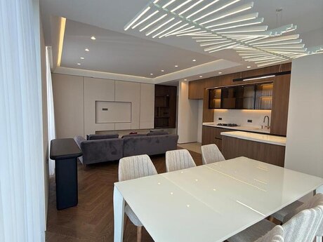 28 Mayda 3 otaqlı yeni tikili mənzil satılır, 115 m², 485 000 AZN, şəkil 2 / 12