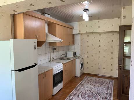 8 Noyabrda 2 otaqlı köhnə tikili mənzil kirayə verilir, 57 m², 700 AZN/ay, şəkil 3 / 9