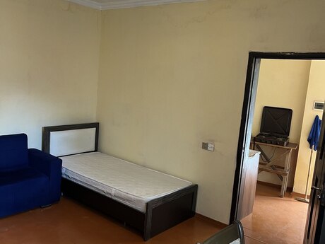 Zabratda 1 otaqlı həyət evi kirayə verilir, 25 m², 200 AZN/ay, şəkil 2 / 5