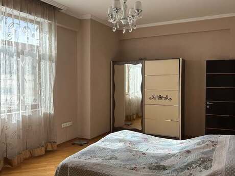 8 Noyabrda 3 otaqlı yeni tikili mənzil satılır, 171 m², 399 000 AZN, şəkil 3 / 10