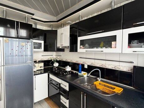 2-room new-build apartment for sale in Yeni Yasamal, 80 m², 215 000 AZN, photo 5 / 12
