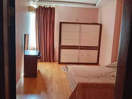 28 Mayda 3 otaqlı yeni tikili mənzil kirayə verilir, 130 m², 1 200 AZN/ay, şəkil 3 / 10