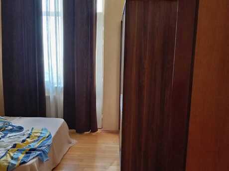 28 Mayda 3 otaqlı yeni tikili mənzil kirayə verilir, 130 m², 1 200 AZN/ay, şəkil 4 / 10