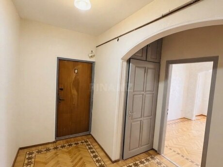 Xalqlar Dostluğunda 3 otaqlı köhnə tikili mənzil satılır, 80 m², 205 000 AZN, şəkil 4 / 7