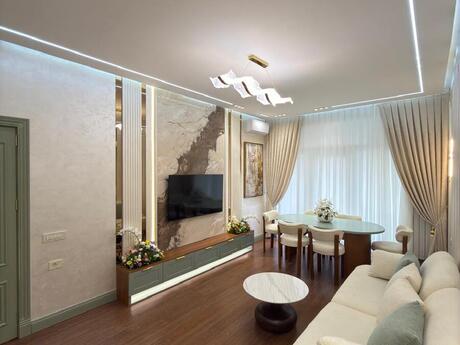 28 Mayda 3 otaqlı yeni tikili mənzil satılır, 124 m², 485 000 AZN, şəkil 2 / 12