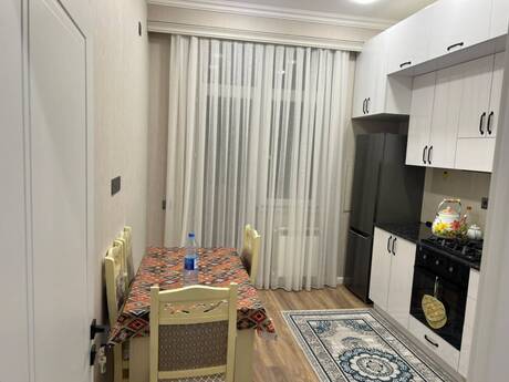 Nərimanovda 2 otaqlı yeni tikili mənzil kirayə verilir, 85 m², 1 100 AZN/ay, şəkil 5 / 12