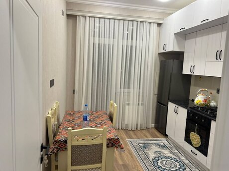 Nərimanovda 2 otaqlı yeni tikili mənzil kirayə verilir, 90 m², 1 100 AZN/ay, şəkil 5 / 11