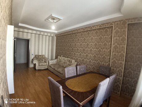 Qurtuluş 93 kompleksində 2 otaqlı yeni tikili mənzil kirayə verilir, 57 m², 350 AZN/ay, şəkil 2 / 12