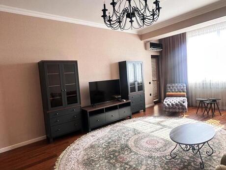 Сдаётся 3-комнатная квартира в новостройке, Şah İsmayıl Xətai, 115 м², 1 500 AZN/мес, фото 2 / 12