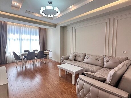 Сдаётся 2-комнатная квартира в новостройке, 28 May, 90 м², 1 550 AZN/мес, фото 4 / 12