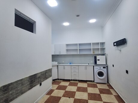 İnşaatçılarda 4 otaqlı köhnə tikili mənzil kirayə verilir, 80 m², 2 000 AZN/ay, şəkil 4 / 12