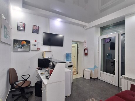 İnşaatçılarda 4 otaqlı köhnə tikili mənzil kirayə verilir, 80 m², 2 000 AZN/ay, şəkil 2 / 12
