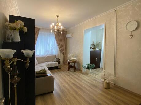 Elan №6528506 - Bakı, Bakıxanov q., 2 otaqlı, 60 m², 1/9 mərtəbə