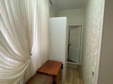 Bakıxanovda 2 otaqlı köhnə tikili mənzil satılır, 60 m², 147 000 AZN, şəkil 3 / 12