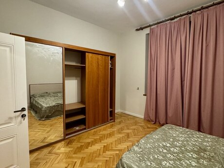 İçəri Şəhərdə 3 otaqlı köhnə tikili mənzil kirayə verilir, 100 m², 1 200 AZN/ay, şəkil 5 / 9