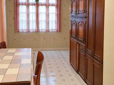 Nərimanovda 2 otaqlı köhnə tikili mənzil satılır, 45 m², 155 000 AZN, şəkil 2 / 4