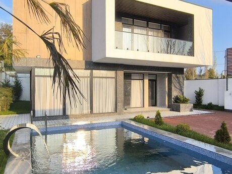 6 otaq · 321 m²