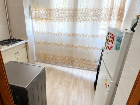 Сдаётся 2-комнатная квартира в старом фонде, İnşaatçılar, 50 м², 499 AZN/мес, фото 5 / 9