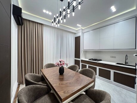 28 Mayda 3 otaqlı yeni tikili mənzil kirayə verilir, 116 m², 2 000 AZN/ay, şəkil 4 / 10