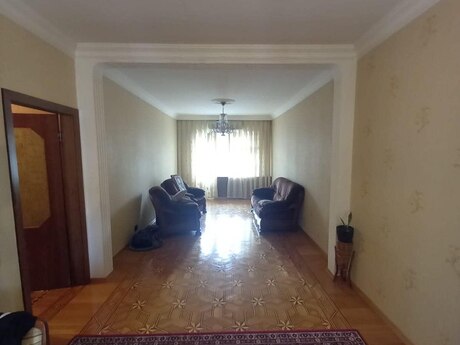 5-room old-build apartment for sale in 8-ci mikrorayon, 120 m², 325 000 AZN, photo 2 / 12