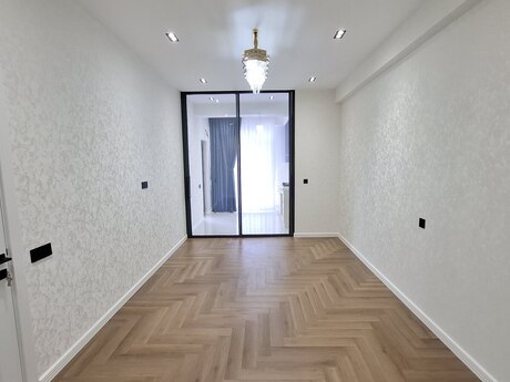 Bakıxanovda 2 otaqlı yeni tikili mənzil satılır, 55 m², 168 500 AZN, şəkil 3 / 12