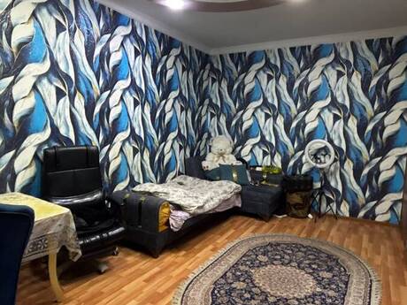 Продаётся 3-комнатная квартира в старом фонде, Memar Əcəmi, 65 м², 136 000 AZN, фото 2 / 12