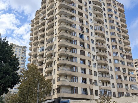 Elan №6528704 - Bakı, Gənclik m., 2 otaqlı, 70 m², 12/17 mərtəbə