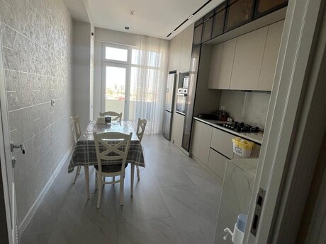 Продаётся 3-комнатная квартира в новостройке, Yeni Yasamal, 100 м², 229 000 AZN, фото 4 / 12