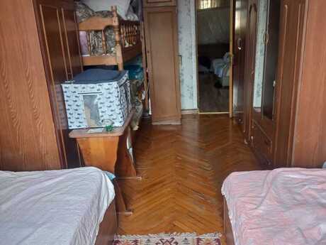 Neftçilərdə 2 otaqlı köhnə tikili mənzil satılır, 50 m², 138 600 AZN, şəkil 4 / 8