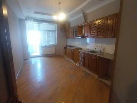 Продаётся 4-комнатная квартира в новостройке, Azadlıq Prospekti, 160 м², 380 000 AZN, фото 5 / 11