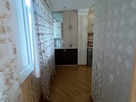 Azadlıq Prospektidə 2 otaqlı köhnə tikili mənzil satılır, 65 m², 205 000 AZN, şəkil 5 / 11