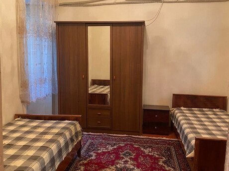 Продаётся 3-комнатная квартира в старом фонде, İçəri Şəhər, 56 м², 153 000 AZN, фото 3 / 11