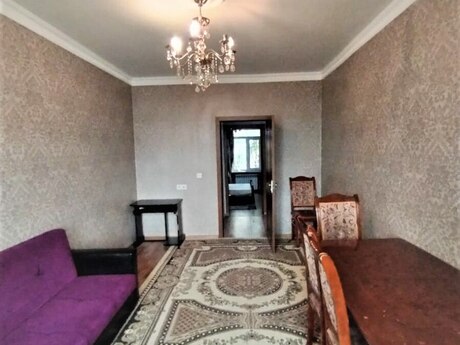 Elan №6529045 - Bakı, Bayıl q., 2 otaqlı, 70 m², 4/6 mərtəbə